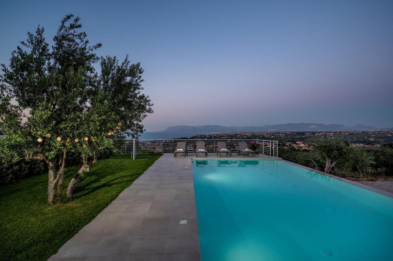 Villa Maria Con Piscina E Vista Mare كاستيلاّماري ديل غو المظهر الخارجي الصورة